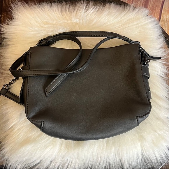 Simply Vera Vera Wang Crossbody Bag Black Floral Print Faux Leather Purse - Picture 5 of 11